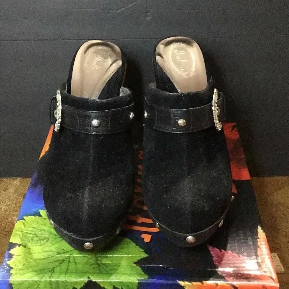 Heels by Italina size 8 1/2